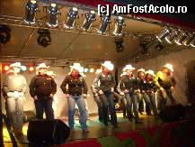[P07] Muzica country pe scena din Piata Eroilor » foto by georgiana
 - 
<span class="allrVoted glyphicon glyphicon-heart hidden" id="av283850"></span>
<a class="m-l-10 hidden" id="sv283850" onclick="voting_Foto_DelVot(,283850,27814)" role="button">șterge vot <span class="glyphicon glyphicon-remove"></span></a>
<a id="v9283850" class=" c-red"  onclick="voting_Foto_SetVot(283850)" role="button"><span class="glyphicon glyphicon-heart-empty"></span> <b>LIKE</b> = Votează poza</a> <img class="hidden"  id="f283850W9" src="/imagini/loader.gif" border="0" /><span class="AjErrMes hidden" id="e283850ErM"></span>