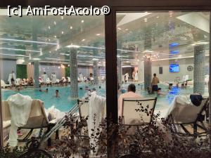 [P28] Piscina interioară văzută de afara » foto by crismis
 - 
<span class="allrVoted glyphicon glyphicon-heart hidden" id="av1342353"></span>
<a class="m-l-10 hidden" id="sv1342353" onclick="voting_Foto_DelVot(,1342353,27826)" role="button">șterge vot <span class="glyphicon glyphicon-remove"></span></a>
<a id="v91342353" class=" c-red"  onclick="voting_Foto_SetVot(1342353)" role="button"><span class="glyphicon glyphicon-heart-empty"></span> <b>LIKE</b> = Votează poza</a> <img class="hidden"  id="f1342353W9" src="/imagini/loader.gif" border="0" /><span class="AjErrMes hidden" id="e1342353ErM"></span>