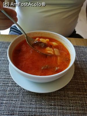 [P13] O ciorbita de vitel » foto by MaraMura
 - 
<span class="allrVoted glyphicon glyphicon-heart hidden" id="av1343091"></span>
<a class="m-l-10 hidden" id="sv1343091" onclick="voting_Foto_DelVot(,1343091,27829)" role="button">șterge vot <span class="glyphicon glyphicon-remove"></span></a>
<a id="v91343091" class=" c-red"  onclick="voting_Foto_SetVot(1343091)" role="button"><span class="glyphicon glyphicon-heart-empty"></span> <b>LIKE</b> = Votează poza</a> <img class="hidden"  id="f1343091W9" src="/imagini/loader.gif" border="0" /><span class="AjErrMes hidden" id="e1343091ErM"></span>