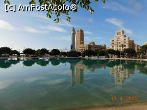 [P08] Lacul artificial din preajma Plaza España. În plan îndepărtat: Monumento a los Caídos şi Cabildo Insular de Tenerife » foto by irinad
 - 
<span class="allrVoted glyphicon glyphicon-heart hidden" id="av1344137"></span>
<a class="m-l-10 hidden" id="sv1344137" onclick="voting_Foto_DelVot(,1344137,27840)" role="button">șterge vot <span class="glyphicon glyphicon-remove"></span></a>
<a id="v91344137" class=" c-red"  onclick="voting_Foto_SetVot(1344137)" role="button"><span class="glyphicon glyphicon-heart-empty"></span> <b>LIKE</b> = Votează poza</a> <img class="hidden"  id="f1344137W9" src="/imagini/loader.gif" border="0" /><span class="AjErrMes hidden" id="e1344137ErM"></span>