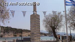 [P16] War Memorial din Pytagorion. » foto by ovidiuyepi
 - 
<span class="allrVoted glyphicon glyphicon-heart hidden" id="av1219272"></span>
<a class="m-l-10 hidden" id="sv1219272" onclick="voting_Foto_DelVot(,1219272,27937)" role="button">șterge vot <span class="glyphicon glyphicon-remove"></span></a>
<a id="v91219272" class=" c-red"  onclick="voting_Foto_SetVot(1219272)" role="button"><span class="glyphicon glyphicon-heart-empty"></span> <b>LIKE</b> = Votează poza</a> <img class="hidden"  id="f1219272W9" src="/imagini/loader.gif" border="0" /><span class="AjErrMes hidden" id="e1219272ErM"></span>