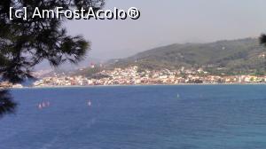 [P02] Satul Kokkari fotografiat de pe plaja Lemonakias (zoom). » foto by ovidiuyepi
 - 
<span class="allrVoted glyphicon glyphicon-heart hidden" id="av1219258"></span>
<a class="m-l-10 hidden" id="sv1219258" onclick="voting_Foto_DelVot(,1219258,27937)" role="button">șterge vot <span class="glyphicon glyphicon-remove"></span></a>
<a id="v91219258" class=" c-red"  onclick="voting_Foto_SetVot(1219258)" role="button"><span class="glyphicon glyphicon-heart-empty"></span> <b>LIKE</b> = Votează poza</a> <img class="hidden"  id="f1219258W9" src="/imagini/loader.gif" border="0" /><span class="AjErrMes hidden" id="e1219258ErM"></span>