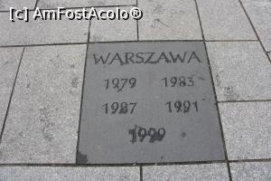 [P53] Wadowice, Plac Jana Pawła II, Pavajul, Placa „WARSZAWA 1979 ... 1999”... "Nu vă temeți" cuvintele rostite de papă la prima vizită... » foto by mprofeanu
 - 
<span class="allrVoted glyphicon glyphicon-heart hidden" id="av1354180"></span>
<a class="m-l-10 hidden" id="sv1354180" onclick="voting_Foto_DelVot(,1354180,27945)" role="button">șterge vot <span class="glyphicon glyphicon-remove"></span></a>
<a id="v91354180" class=" c-red"  onclick="voting_Foto_SetVot(1354180)" role="button"><span class="glyphicon glyphicon-heart-empty"></span> <b>LIKE</b> = Votează poza</a> <img class="hidden"  id="f1354180W9" src="/imagini/loader.gif" border="0" /><span class="AjErrMes hidden" id="e1354180ErM"></span>