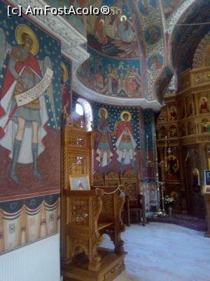 [P26] Biserica Marcuta noua - interior, in stanga altarului.  » foto by danaeldreny*
 - 
<span class="allrVoted glyphicon glyphicon-heart hidden" id="av842616"></span>
<a class="m-l-10 hidden" id="sv842616" onclick="voting_Foto_DelVot(,842616,27955)" role="button">șterge vot <span class="glyphicon glyphicon-remove"></span></a>
<a id="v9842616" class=" c-red"  onclick="voting_Foto_SetVot(842616)" role="button"><span class="glyphicon glyphicon-heart-empty"></span> <b>LIKE</b> = Votează poza</a> <img class="hidden"  id="f842616W9" src="/imagini/loader.gif" border="0" /><span class="AjErrMes hidden" id="e842616ErM"></span>