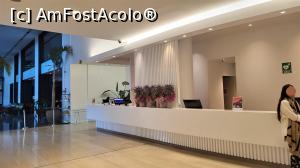 [P03] Hotelul - recepția și un colț din Lobby & Bistró în stânga » foto by k-lator
 - 
<span class="allrVoted glyphicon glyphicon-heart hidden" id="av1366246"></span>
<a class="m-l-10 hidden" id="sv1366246" onclick="voting_Foto_DelVot(,1366246,28044)" role="button">șterge vot <span class="glyphicon glyphicon-remove"></span></a>
<a id="v91366246" class=" c-red"  onclick="voting_Foto_SetVot(1366246)" role="button"><span class="glyphicon glyphicon-heart-empty"></span> <b>LIKE</b> = Votează poza</a> <img class="hidden"  id="f1366246W9" src="/imagini/loader.gif" border="0" /><span class="AjErrMes hidden" id="e1366246ErM"></span>