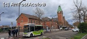 [P59] Autobuzul electric gratuit, în staţia din faţa gării, aşteptându-şi clienţii » foto by irinad
 - 
<span class="allrVoted glyphicon glyphicon-heart hidden" id="av1366738"></span>
<a class="m-l-10 hidden" id="sv1366738" onclick="voting_Foto_DelVot(,1366738,28048)" role="button">șterge vot <span class="glyphicon glyphicon-remove"></span></a>
<a id="v91366738" class=" c-red"  onclick="voting_Foto_SetVot(1366738)" role="button"><span class="glyphicon glyphicon-heart-empty"></span> <b>LIKE</b> = Votează poza</a> <img class="hidden"  id="f1366738W9" src="/imagini/loader.gif" border="0" /><span class="AjErrMes hidden" id="e1366738ErM"></span>