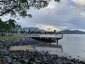 [P24] Cairns-promenada de la malul mării » foto by AZE
 - 
<span class="allrVoted glyphicon glyphicon-heart hidden" id="av1374697"></span>
<a class="m-l-10 hidden" id="sv1374697" onclick="voting_Foto_DelVot(,1374697,28119)" role="button">șterge vot <span class="glyphicon glyphicon-remove"></span></a>
<a id="v91374697" class=" c-red"  onclick="voting_Foto_SetVot(1374697)" role="button"><span class="glyphicon glyphicon-heart-empty"></span> <b>LIKE</b> = Votează poza</a> <img class="hidden"  id="f1374697W9" src="/imagini/loader.gif" border="0" /><span class="AjErrMes hidden" id="e1374697ErM"></span>