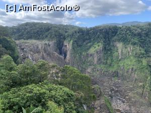 [P43] Oprire tren la Barron Falls,vedere spre cascadă » foto by AZE
 - 
<span class="allrVoted glyphicon glyphicon-heart hidden" id="av1375562"></span>
<a class="m-l-10 hidden" id="sv1375562" onclick="voting_Foto_DelVot(,1375562,28119)" role="button">șterge vot <span class="glyphicon glyphicon-remove"></span></a>
<a id="v91375562" class=" c-red"  onclick="voting_Foto_SetVot(1375562)" role="button"><span class="glyphicon glyphicon-heart-empty"></span> <b>LIKE</b> = Votează poza</a> <img class="hidden"  id="f1375562W9" src="/imagini/loader.gif" border="0" /><span class="AjErrMes hidden" id="e1375562ErM"></span>