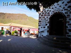 [P21] Biserica și, în fundal, un restaurant » foto by crismis
 - 
<span class="allrVoted glyphicon glyphicon-heart hidden" id="av1158356"></span>
<a class="m-l-10 hidden" id="sv1158356" onclick="voting_Foto_DelVot(,1158356,28123)" role="button">șterge vot <span class="glyphicon glyphicon-remove"></span></a>
<a id="v91158356" class=" c-red"  onclick="voting_Foto_SetVot(1158356)" role="button"><span class="glyphicon glyphicon-heart-empty"></span> <b>LIKE</b> = Votează poza</a> <img class="hidden"  id="f1158356W9" src="/imagini/loader.gif" border="0" /><span class="AjErrMes hidden" id="e1158356ErM"></span>