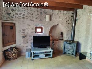[P16] Casa Pina; living » foto by crismis
 - 
<span class="allrVoted glyphicon glyphicon-heart hidden" id="av1377661"></span>
<a class="m-l-10 hidden" id="sv1377661" onclick="voting_Foto_DelVot(,1377661,28149)" role="button">șterge vot <span class="glyphicon glyphicon-remove"></span></a>
<a id="v91377661" class=" c-red"  onclick="voting_Foto_SetVot(1377661)" role="button"><span class="glyphicon glyphicon-heart-empty"></span> <b>LIKE</b> = Votează poza</a> <img class="hidden"  id="f1377661W9" src="/imagini/loader.gif" border="0" /><span class="AjErrMes hidden" id="e1377661ErM"></span>