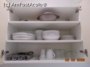 [P04] dulap cu vesele » foto by Yolanda
 - 
<span class="allrVoted glyphicon glyphicon-heart hidden" id="av1524146"></span>
<a class="m-l-10 hidden" id="sv1524146" onclick="voting_Foto_DelVot(,1524146,28286)" role="button">șterge vot <span class="glyphicon glyphicon-remove"></span></a>
<a id="v91524146" class=" c-red"  onclick="voting_Foto_SetVot(1524146)" role="button"><span class="glyphicon glyphicon-heart-empty"></span> <b>LIKE</b> = Votează poza</a> <img class="hidden"  id="f1524146W9" src="/imagini/loader.gif" border="0" /><span class="AjErrMes hidden" id="e1524146ErM"></span>