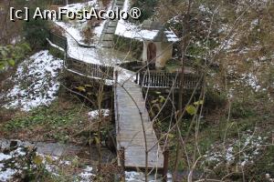 [P26] Puntea de acces la Mănăstirea Jgheaburi » foto by mprofeanu
 - 
<span class="allrVoted glyphicon glyphicon-heart hidden" id="av1404048"></span>
<a class="m-l-10 hidden" id="sv1404048" onclick="voting_Foto_DelVot(,1404048,28367)" role="button">șterge vot <span class="glyphicon glyphicon-remove"></span></a>
<a id="v91404048" class=" c-red"  onclick="voting_Foto_SetVot(1404048)" role="button"><span class="glyphicon glyphicon-heart-empty"></span> <b>LIKE</b> = Votează poza</a> <img class="hidden"  id="f1404048W9" src="/imagini/loader.gif" border="0" /><span class="AjErrMes hidden" id="e1404048ErM"></span>