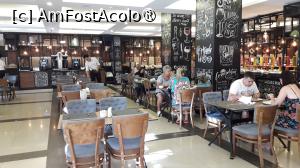 [P17] Servirea micului dejun in restaurant. » foto by Scorpions
 - 
<span class="allrVoted glyphicon glyphicon-heart hidden" id="av1421555"></span>
<a class="m-l-10 hidden" id="sv1421555" onclick="voting_Foto_DelVot(,1421555,28510)" role="button">șterge vot <span class="glyphicon glyphicon-remove"></span></a>
<a id="v91421555" class=" c-red"  onclick="voting_Foto_SetVot(1421555)" role="button"><span class="glyphicon glyphicon-heart-empty"></span> <b>LIKE</b> = Votează poza</a> <img class="hidden"  id="f1421555W9" src="/imagini/loader.gif" border="0" /><span class="AjErrMes hidden" id="e1421555ErM"></span>