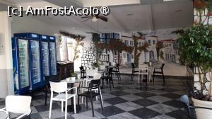 [P32] Terasa singurului bar cu pictura murala stradala in fundal. » foto by Scorpions
 - 
<span class="allrVoted glyphicon glyphicon-heart hidden" id="av1421570"></span>
<a class="m-l-10 hidden" id="sv1421570" onclick="voting_Foto_DelVot(,1421570,28510)" role="button">șterge vot <span class="glyphicon glyphicon-remove"></span></a>
<a id="v91421570" class=" c-red"  onclick="voting_Foto_SetVot(1421570)" role="button"><span class="glyphicon glyphicon-heart-empty"></span> <b>LIKE</b> = Votează poza</a> <img class="hidden"  id="f1421570W9" src="/imagini/loader.gif" border="0" /><span class="AjErrMes hidden" id="e1421570ErM"></span>