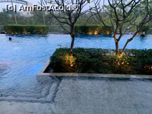 [P24] The Leela Ambience Convention Hotel » foto by AZE
 - 
<span class="allrVoted glyphicon glyphicon-heart hidden" id="av1424828"></span>
<a class="m-l-10 hidden" id="sv1424828" onclick="voting_Foto_DelVot(,1424828,28533)" role="button">șterge vot <span class="glyphicon glyphicon-remove"></span></a>
<a id="v91424828" class=" c-red"  onclick="voting_Foto_SetVot(1424828)" role="button"><span class="glyphicon glyphicon-heart-empty"></span> <b>LIKE</b> = Votează poza</a> <img class="hidden"  id="f1424828W9" src="/imagini/loader.gif" border="0" /><span class="AjErrMes hidden" id="e1424828ErM"></span>