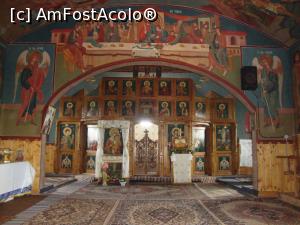 [P33] Biserica ”Schimbarea la față” a mănăstirii Muntioru. Imagine de ansamblu din interiorul lăcașului de cult.  » foto by Floryn81
 - 
<span class="allrVoted glyphicon glyphicon-heart hidden" id="av759371"></span>
<a class="m-l-10 hidden" id="sv759371" onclick="voting_Foto_DelVot(,759371,28582)" role="button">șterge vot <span class="glyphicon glyphicon-remove"></span></a>
<a id="v9759371" class=" c-red"  onclick="voting_Foto_SetVot(759371)" role="button"><span class="glyphicon glyphicon-heart-empty"></span> <b>LIKE</b> = Votează poza</a> <img class="hidden"  id="f759371W9" src="/imagini/loader.gif" border="0" /><span class="AjErrMes hidden" id="e759371ErM"></span>