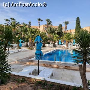 [P59] Hammamet, Méditerranée Thalasso Golf Hotel, Piscina cu apă dulce » foto by mprofeanu
 - 
<span class="allrVoted glyphicon glyphicon-heart hidden" id="av1432434"></span>
<a class="m-l-10 hidden" id="sv1432434" onclick="voting_Foto_DelVot(,1432434,28594)" role="button">șterge vot <span class="glyphicon glyphicon-remove"></span></a>
<a id="v91432434" class=" c-red"  onclick="voting_Foto_SetVot(1432434)" role="button"><span class="glyphicon glyphicon-heart-empty"></span> <b>LIKE</b> = Votează poza</a> <img class="hidden"  id="f1432434W9" src="/imagini/loader.gif" border="0" /><span class="AjErrMes hidden" id="e1432434ErM"></span>