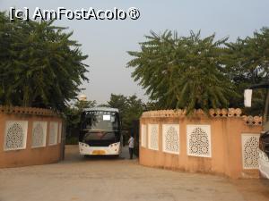 [P01] Mandawa - Hotel Aangaan Resort. Intrarea în incintă. » foto by iulianic
 - 
<span class="allrVoted glyphicon glyphicon-heart hidden" id="av1459090"></span>
<a class="m-l-10 hidden" id="sv1459090" onclick="voting_Foto_DelVot(,1459090,28808)" role="button">șterge vot <span class="glyphicon glyphicon-remove"></span></a>
<a id="v91459090" class=" c-red"  onclick="voting_Foto_SetVot(1459090)" role="button"><span class="glyphicon glyphicon-heart-empty"></span> <b>LIKE</b> = Votează poza</a> <img class="hidden"  id="f1459090W9" src="/imagini/loader.gif" border="0" /><span class="AjErrMes hidden" id="e1459090ErM"></span>