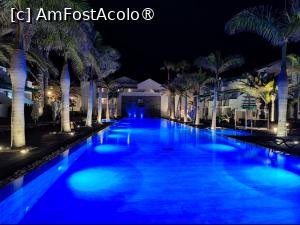 [P52] Piscina mare la ceas de seară » foto by crismis
 - 
<span class="allrVoted glyphicon glyphicon-heart hidden" id="av1483514"></span>
<a class="m-l-10 hidden" id="sv1483514" onclick="voting_Foto_DelVot(,1483514,28989)" role="button">șterge vot <span class="glyphicon glyphicon-remove"></span></a>
<a id="v91483514" class=" c-red"  onclick="voting_Foto_SetVot(1483514)" role="button"><span class="glyphicon glyphicon-heart-empty"></span> <b>LIKE</b> = Votează poza</a> <img class="hidden"  id="f1483514W9" src="/imagini/loader.gif" border="0" /><span class="AjErrMes hidden" id="e1483514ErM"></span>