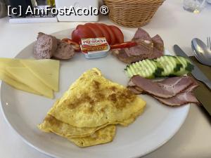 [P54] Hotel Alexandra Mamaia - mic dejun » foto by nicole33
 - 
<span class="allrVoted glyphicon glyphicon-heart hidden" id="av1513669"></span>
<a class="m-l-10 hidden" id="sv1513669" onclick="voting_Foto_DelVot(,1513669,29052)" role="button">șterge vot <span class="glyphicon glyphicon-remove"></span></a>
<a id="v91513669" class=" c-red"  onclick="voting_Foto_SetVot(1513669)" role="button"><span class="glyphicon glyphicon-heart-empty"></span> <b>LIKE</b> = Votează poza</a> <img class="hidden"  id="f1513669W9" src="/imagini/loader.gif" border="0" /><span class="AjErrMes hidden" id="e1513669ErM"></span>