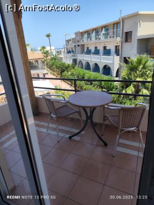 [P09] Terasa cu vedere spre hotelul Solimar Turquoise » foto by ilee
 - 
<span class="allrVoted glyphicon glyphicon-heart hidden" id="av1496240"></span>
<a class="m-l-10 hidden" id="sv1496240" onclick="voting_Foto_DelVot(,1496240,29103)" role="button">șterge vot <span class="glyphicon glyphicon-remove"></span></a>
<a id="v91496240" class=" c-red"  onclick="voting_Foto_SetVot(1496240)" role="button"><span class="glyphicon glyphicon-heart-empty"></span> <b>LIKE</b> = Votează poza</a> <img class="hidden"  id="f1496240W9" src="/imagini/loader.gif" border="0" /><span class="AjErrMes hidden" id="e1496240ErM"></span>