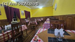 [P13] la restaurant » foto by robert
 - 
<span class="allrVoted glyphicon glyphicon-heart hidden" id="av1499627"></span>
<a class="m-l-10 hidden" id="sv1499627" onclick="voting_Foto_DelVot(,1499627,29130)" role="button">șterge vot <span class="glyphicon glyphicon-remove"></span></a>
<a id="v91499627" class=" c-red"  onclick="voting_Foto_SetVot(1499627)" role="button"><span class="glyphicon glyphicon-heart-empty"></span> <b>LIKE</b> = Votează poza</a> <img class="hidden"  id="f1499627W9" src="/imagini/loader.gif" border="0" /><span class="AjErrMes hidden" id="e1499627ErM"></span>