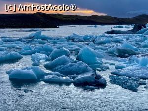 [P37] Laguna Ghețarului Jokulsarlon » foto by adso
 - 
<span class="allrVoted glyphicon glyphicon-heart hidden" id="av1507834"></span>
<a class="m-l-10 hidden" id="sv1507834" onclick="voting_Foto_DelVot(,1507834,29183)" role="button">șterge vot <span class="glyphicon glyphicon-remove"></span></a>
<a id="v91507834" class=" c-red"  onclick="voting_Foto_SetVot(1507834)" role="button"><span class="glyphicon glyphicon-heart-empty"></span> <b>LIKE</b> = Votează poza</a> <img class="hidden"  id="f1507834W9" src="/imagini/loader.gif" border="0" /><span class="AjErrMes hidden" id="e1507834ErM"></span>