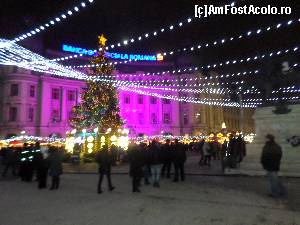 [P18] intram in zona piatetei care adaposteste targul » foto by amero
 - 
<span class="allrVoted glyphicon glyphicon-heart hidden" id="av583461"></span>
<a class="m-l-10 hidden" id="sv583461" onclick="voting_Foto_DelVot(,583461,29197)" role="button">șterge vot <span class="glyphicon glyphicon-remove"></span></a>
<a id="v9583461" class=" c-red"  onclick="voting_Foto_SetVot(583461)" role="button"><span class="glyphicon glyphicon-heart-empty"></span> <b>LIKE</b> = Votează poza</a> <img class="hidden"  id="f583461W9" src="/imagini/loader.gif" border="0" /><span class="AjErrMes hidden" id="e583461ErM"></span>