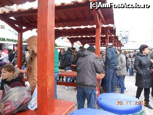 [P33] Târgul de Crăciun - Masă 'la botul calului'.  » foto by iulianic
 - 
<span class="allrVoted glyphicon glyphicon-heart hidden" id="av695555"></span>
<a class="m-l-10 hidden" id="sv695555" onclick="voting_Foto_DelVot(,695555,29197)" role="button">șterge vot <span class="glyphicon glyphicon-remove"></span></a>
<a id="v9695555" class=" c-red"  onclick="voting_Foto_SetVot(695555)" role="button"><span class="glyphicon glyphicon-heart-empty"></span> <b>LIKE</b> = Votează poza</a> <img class="hidden"  id="f695555W9" src="/imagini/loader.gif" border="0" /><span class="AjErrMes hidden" id="e695555ErM"></span>