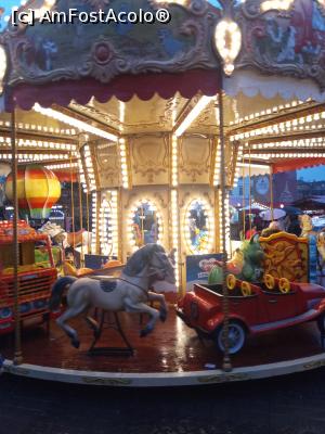 [P39] Caruselul la t&acirc;rgul de Crăciun » foto by nelu73
 - 
<span class="allrVoted glyphicon glyphicon-heart hidden" id="av1341582"></span>
<a class="m-l-10 hidden" id="sv1341582" onclick="voting_Foto_DelVot(,1341582,29199)" role="button">șterge vot <span class="glyphicon glyphicon-remove"></span></a>
<a id="v91341582" class=" c-red"  onclick="voting_Foto_SetVot(1341582)" role="button"><span class="glyphicon glyphicon-heart-empty"></span> <b>LIKE</b> = Votează poza</a> <img class="hidden"  id="f1341582W9" src="/imagini/loader.gif" border="0" /><span class="AjErrMes hidden" id="e1341582ErM"></span>