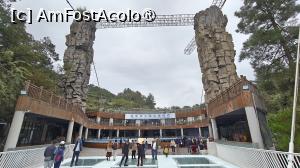 [P20] The Glass Bridge and Grand Canyon Zhangjiajie » foto by elenaadina
 - 
<span class="allrVoted glyphicon glyphicon-heart hidden" id="av1510302"></span>
<a class="m-l-10 hidden" id="sv1510302" onclick="voting_Foto_DelVot(,1510302,29201)" role="button">șterge vot <span class="glyphicon glyphicon-remove"></span></a>
<a id="v91510302" class=" c-red"  onclick="voting_Foto_SetVot(1510302)" role="button"><span class="glyphicon glyphicon-heart-empty"></span> <b>LIKE</b> = Votează poza</a> <img class="hidden"  id="f1510302W9" src="/imagini/loader.gif" border="0" /><span class="AjErrMes hidden" id="e1510302ErM"></span>