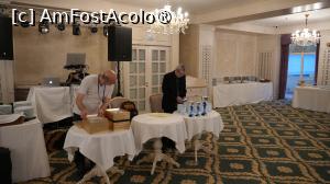 [P08] Pregatirea festivitatii » foto by Zoazore
 - 
<span class="allrVoted glyphicon glyphicon-heart hidden" id="av1523450"></span>
<a class="m-l-10 hidden" id="sv1523450" onclick="voting_Foto_DelVot(,1523450,29208)" role="button">șterge vot <span class="glyphicon glyphicon-remove"></span></a>
<a id="v91523450" class=" c-red"  onclick="voting_Foto_SetVot(1523450)" role="button"><span class="glyphicon glyphicon-heart-empty"></span> <b>LIKE</b> = Votează poza</a> <img class="hidden"  id="f1523450W9" src="/imagini/loader.gif" border="0" /><span class="AjErrMes hidden" id="e1523450ErM"></span>