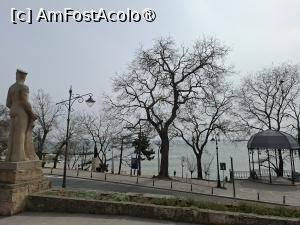 [P31] Pe faleză » foto by Carmen Ion
 - 
<span class="allrVoted glyphicon glyphicon-heart hidden" id="av1521944"></span>
<a class="m-l-10 hidden" id="sv1521944" onclick="voting_Foto_DelVot(,1521944,29208)" role="button">șterge vot <span class="glyphicon glyphicon-remove"></span></a>
<a id="v91521944" class=" c-red"  onclick="voting_Foto_SetVot(1521944)" role="button"><span class="glyphicon glyphicon-heart-empty"></span> <b>LIKE</b> = Votează poza</a> <img class="hidden"  id="f1521944W9" src="/imagini/loader.gif" border="0" /><span class="AjErrMes hidden" id="e1521944ErM"></span>