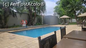 [P12] pe la piscină » foto by robert
 - 
<span class="allrVoted glyphicon glyphicon-heart hidden" id="av1512365"></span>
<a class="m-l-10 hidden" id="sv1512365" onclick="voting_Foto_DelVot(,1512365,29215)" role="button">șterge vot <span class="glyphicon glyphicon-remove"></span></a>
<a id="v91512365" class=" c-red"  onclick="voting_Foto_SetVot(1512365)" role="button"><span class="glyphicon glyphicon-heart-empty"></span> <b>LIKE</b> = Votează poza</a> <img class="hidden"  id="f1512365W9" src="/imagini/loader.gif" border="0" /><span class="AjErrMes hidden" id="e1512365ErM"></span>