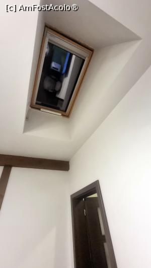 [P09] Geamurile din tavan » foto by pepsi70ro
 - 
<span class="allrVoted glyphicon glyphicon-heart hidden" id="av1514484"></span>
<a class="m-l-10 hidden" id="sv1514484" onclick="voting_Foto_DelVot(,1514484,29223)" role="button">șterge vot <span class="glyphicon glyphicon-remove"></span></a>
<a id="v91514484" class=" c-red"  onclick="voting_Foto_SetVot(1514484)" role="button"><span class="glyphicon glyphicon-heart-empty"></span> <b>LIKE</b> = Votează poza</a> <img class="hidden"  id="f1514484W9" src="/imagini/loader.gif" border="0" /><span class="AjErrMes hidden" id="e1514484ErM"></span>