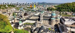 [P01] Palatul și Grădinile Mirabell văzute de la Castelul Hohensalzburg (sîgeată galbenă: palatul; săgetă portocalie: bastionul unde se află piticii). » foto by tata123 🔱
 - 
<span class="allrVoted glyphicon glyphicon-heart hidden" id="av1518853"></span>
<a class="m-l-10 hidden" id="sv1518853" onclick="voting_Foto_DelVot(,1518853,29235)" role="button">șterge vot <span class="glyphicon glyphicon-remove"></span></a>
<a id="v91518853" class=" c-red"  onclick="voting_Foto_SetVot(1518853)" role="button"><span class="glyphicon glyphicon-heart-empty"></span> <b>LIKE</b> = Votează poza</a> <img class="hidden"  id="f1518853W9" src="/imagini/loader.gif" border="0" /><span class="AjErrMes hidden" id="e1518853ErM"></span>