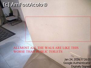 [P06] Toti peretii distrusi ca in camera de camin sau in WC public » foto by Om bun
 - 
<span class="allrVoted glyphicon glyphicon-heart hidden" id="av1516731"></span>
<a class="m-l-10 hidden" id="sv1516731" onclick="voting_Foto_DelVot(,1516731,29241)" role="button">șterge vot <span class="glyphicon glyphicon-remove"></span></a>
<a id="v91516731" class=" c-red"  onclick="voting_Foto_SetVot(1516731)" role="button"><span class="glyphicon glyphicon-heart-empty"></span> <b>LIKE</b> = Votează poza</a> <img class="hidden"  id="f1516731W9" src="/imagini/loader.gif" border="0" /><span class="AjErrMes hidden" id="e1516731ErM"></span>
