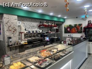 [P13] Reggio Calabria- Caffetteria Chico D'Oro » foto by Yersinia Pestis
 - 
<span class="allrVoted glyphicon glyphicon-heart hidden" id="av1517097"></span>
<a class="m-l-10 hidden" id="sv1517097" onclick="voting_Foto_DelVot(,1517097,29243)" role="button">șterge vot <span class="glyphicon glyphicon-remove"></span></a>
<a id="v91517097" class=" c-red"  onclick="voting_Foto_SetVot(1517097)" role="button"><span class="glyphicon glyphicon-heart-empty"></span> <b>LIKE</b> = Votează poza</a> <img class="hidden"  id="f1517097W9" src="/imagini/loader.gif" border="0" /><span class="AjErrMes hidden" id="e1517097ErM"></span>