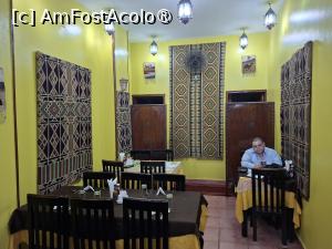 [P06] Giza, Egipt, Restaurantul El Dar Darak decorat în stil arab, era încă devreme, nu veniseră turiștii... » foto by mprofeanu
 - 
<span class="allrVoted glyphicon glyphicon-heart hidden" id="av1520269"></span>
<a class="m-l-10 hidden" id="sv1520269" onclick="voting_Foto_DelVot(,1520269,29273)" role="button">șterge vot <span class="glyphicon glyphicon-remove"></span></a>
<a id="v91520269" class=" c-red"  onclick="voting_Foto_SetVot(1520269)" role="button"><span class="glyphicon glyphicon-heart-empty"></span> <b>LIKE</b> = Votează poza</a> <img class="hidden"  id="f1520269W9" src="/imagini/loader.gif" border="0" /><span class="AjErrMes hidden" id="e1520269ErM"></span>