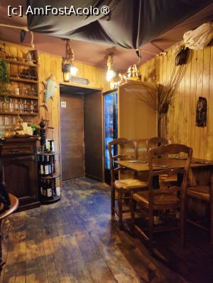 [P03] Black Sails - A Pirate Tavern » foto by crismis
 - 
<span class="allrVoted glyphicon glyphicon-heart hidden" id="av1522313"></span>
<a class="m-l-10 hidden" id="sv1522313" onclick="voting_Foto_DelVot(,1522313,29285)" role="button">șterge vot <span class="glyphicon glyphicon-remove"></span></a>
<a id="v91522313" class=" c-red"  onclick="voting_Foto_SetVot(1522313)" role="button"><span class="glyphicon glyphicon-heart-empty"></span> <b>LIKE</b> = Votează poza</a> <img class="hidden"  id="f1522313W9" src="/imagini/loader.gif" border="0" /><span class="AjErrMes hidden" id="e1522313ErM"></span>