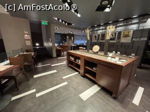 [P25] Restaurant » foto by AZE
 - 
<span class="allrVoted glyphicon glyphicon-heart hidden" id="av1524193"></span>
<a class="m-l-10 hidden" id="sv1524193" onclick="voting_Foto_DelVot(,1524193,29291)" role="button">șterge vot <span class="glyphicon glyphicon-remove"></span></a>
<a id="v91524193" class=" c-red"  onclick="voting_Foto_SetVot(1524193)" role="button"><span class="glyphicon glyphicon-heart-empty"></span> <b>LIKE</b> = Votează poza</a> <img class="hidden"  id="f1524193W9" src="/imagini/loader.gif" border="0" /><span class="AjErrMes hidden" id="e1524193ErM"></span>