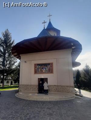 [P11] Mănăstirea Grăjdeni » foto by adso
 - 
<span class="allrVoted glyphicon glyphicon-heart hidden" id="av1524219"></span>
<a class="m-l-10 hidden" id="sv1524219" onclick="voting_Foto_DelVot(,1524219,29292)" role="button">șterge vot <span class="glyphicon glyphicon-remove"></span></a>
<a id="v91524219" class=" c-red"  onclick="voting_Foto_SetVot(1524219)" role="button"><span class="glyphicon glyphicon-heart-empty"></span> <b>LIKE</b> = Votează poza</a> <img class="hidden"  id="f1524219W9" src="/imagini/loader.gif" border="0" /><span class="AjErrMes hidden" id="e1524219ErM"></span>