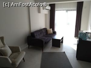 [P04] JK Business - Livingul » foto by Yoda
 - 
<span class="allrVoted glyphicon glyphicon-heart hidden" id="av1525070"></span>
<a class="m-l-10 hidden" id="sv1525070" onclick="voting_Foto_DelVot(,1525070,29298)" role="button">șterge vot <span class="glyphicon glyphicon-remove"></span></a>
<a id="v91525070" class=" c-red"  onclick="voting_Foto_SetVot(1525070)" role="button"><span class="glyphicon glyphicon-heart-empty"></span> <b>LIKE</b> = Votează poza</a> <img class="hidden"  id="f1525070W9" src="/imagini/loader.gif" border="0" /><span class="AjErrMes hidden" id="e1525070ErM"></span>