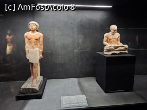 [P18] Necropola Saqqara, Muzeul Imhotep, Statuile lui Ptah-hotep I dreapta și Ptah-hotep II stânga, Dinastia 5, sec. 25-24 găsite în mastabele lor, cel mai în vârstă stă așezat ca un semn de respect » foto by mprofeanu
 - 
<span class="allrVoted glyphicon glyphicon-heart hidden" id="av1525341"></span>
<a class="m-l-10 hidden" id="sv1525341" onclick="voting_Foto_DelVot(,1525341,29302)" role="button">șterge vot <span class="glyphicon glyphicon-remove"></span></a>
<a id="v91525341" class=" c-red"  onclick="voting_Foto_SetVot(1525341)" role="button"><span class="glyphicon glyphicon-heart-empty"></span> <b>LIKE</b> = Votează poza</a> <img class="hidden"  id="f1525341W9" src="/imagini/loader.gif" border="0" /><span class="AjErrMes hidden" id="e1525341ErM"></span>