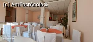 [P41] Sala de mic-dejun » foto by irinad
 - 
<span class="allrVoted glyphicon glyphicon-heart hidden" id="av1526710"></span>
<a class="m-l-10 hidden" id="sv1526710" onclick="voting_Foto_DelVot(,1526710,29310)" role="button">șterge vot <span class="glyphicon glyphicon-remove"></span></a>
<a id="v91526710" class=" c-red"  onclick="voting_Foto_SetVot(1526710)" role="button"><span class="glyphicon glyphicon-heart-empty"></span> <b>LIKE</b> = Votează poza</a> <img class="hidden"  id="f1526710W9" src="/imagini/loader.gif" border="0" /><span class="AjErrMes hidden" id="e1526710ErM"></span>