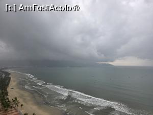 [P50] Le Sands Danang; vedere de pe balcon în dimineața dinaintea plecării » foto by crismis
 - 
<span class="allrVoted glyphicon glyphicon-heart hidden" id="av1535730"></span>
<a class="m-l-10 hidden" id="sv1535730" onclick="voting_Foto_DelVot(,1535730,29389)" role="button">șterge vot <span class="glyphicon glyphicon-remove"></span></a>
<a id="v91535730" class=" c-red"  onclick="voting_Foto_SetVot(1535730)" role="button"><span class="glyphicon glyphicon-heart-empty"></span> <b>LIKE</b> = Votează poza</a> <img class="hidden"  id="f1535730W9" src="/imagini/loader.gif" border="0" /><span class="AjErrMes hidden" id="e1535730ErM"></span>