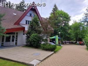 [P09 <small>[FOTO OFICIALĂ, DE PREZENTARE:] </small>]  -- <small>// FĂRĂ DESCRIERE</small>